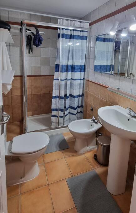 Appartement Calme A 200 M De La Mer Avec Ascenseur Alcala  Luaran gambar